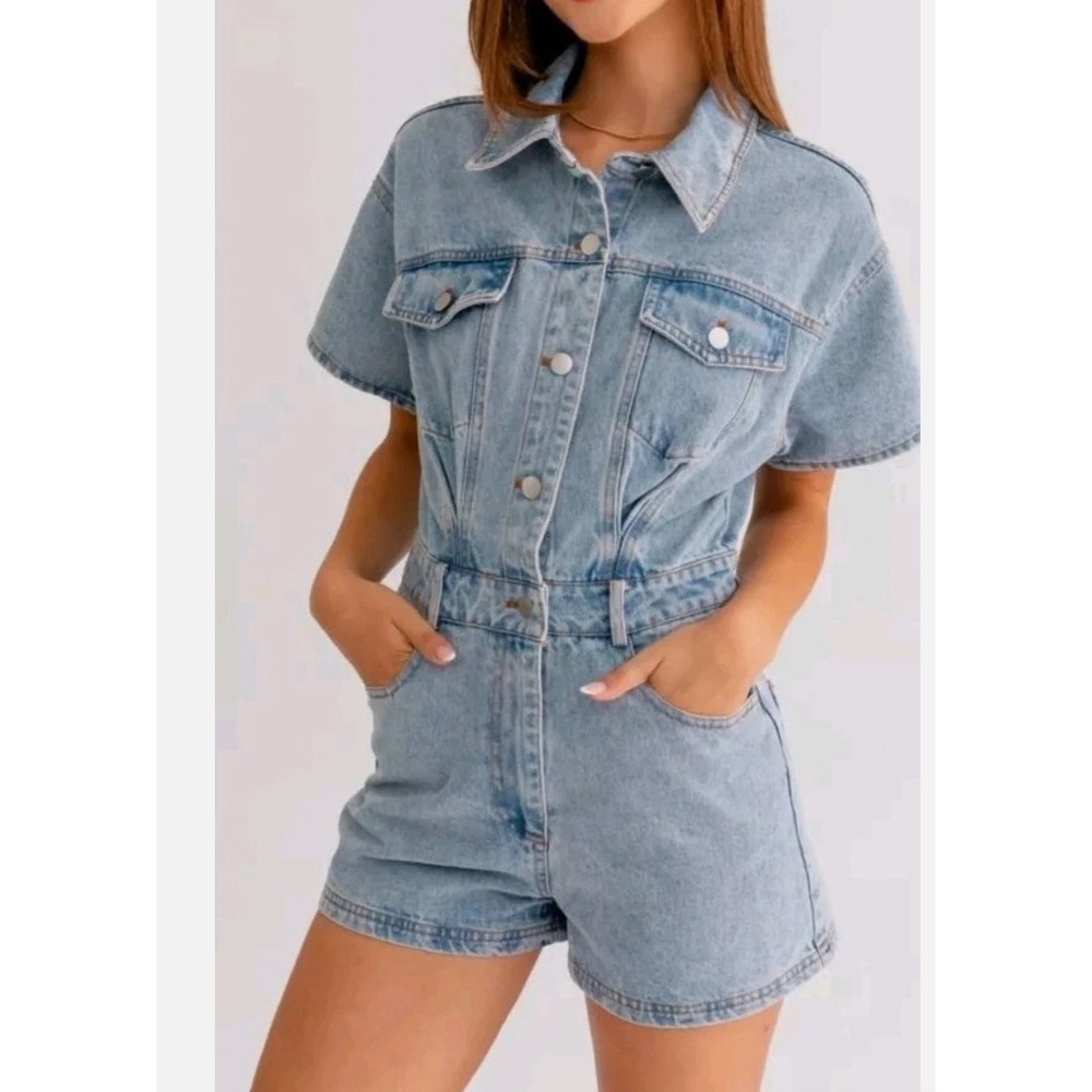 Le Lis‎ Collection Romper Womens XS Denim Chambray Light Wash Festival Y2K